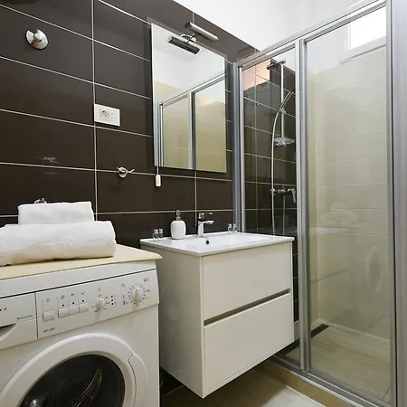 Bay View Apartament *